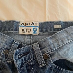 Ariat M2 33/32